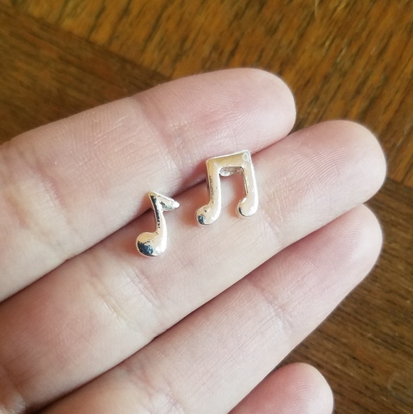 NWOT Silver Musical Note Studs - Picture 2 of 3